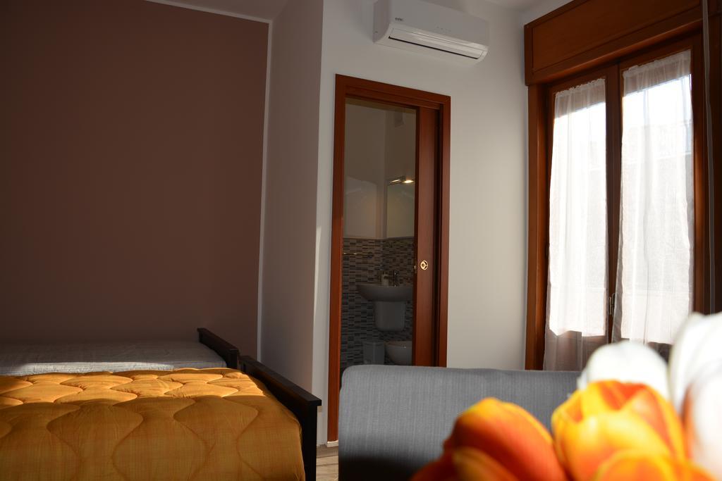 Colori Del Salento Acomodação com café da manhã Cellino San Marco Exterior foto